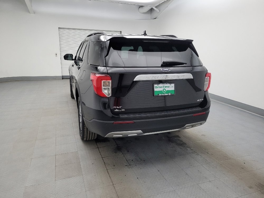 Used 2022 Ford Explorer XLT w/ Equipment Group 202A image 6