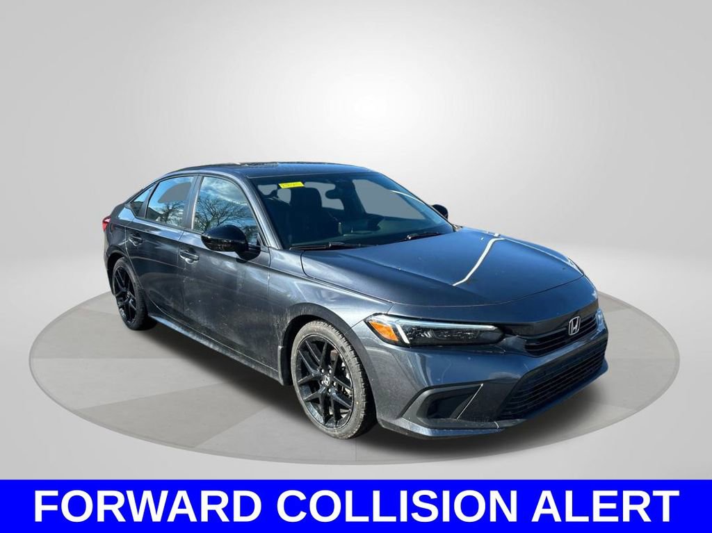 Used 2023 Honda Civic Sport image 3