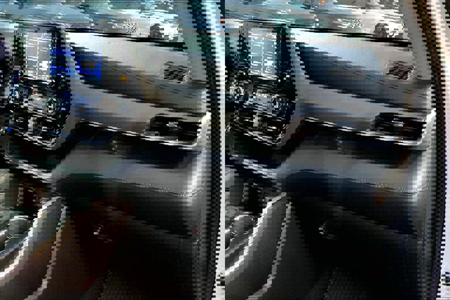 Used 2021 Toyota Highlander L image 18