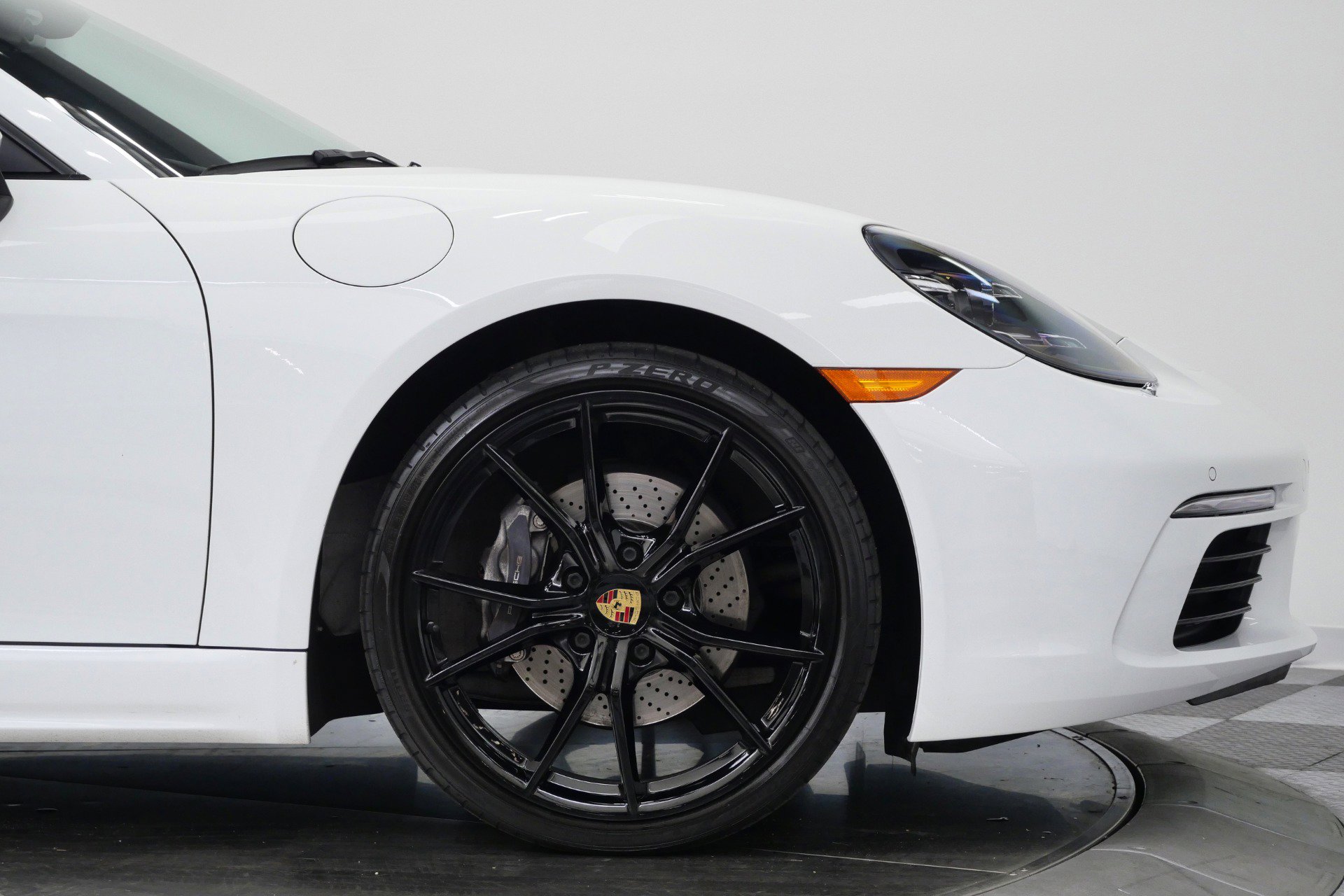 Used 2021 Porsche 718 Cayman RWD image 48