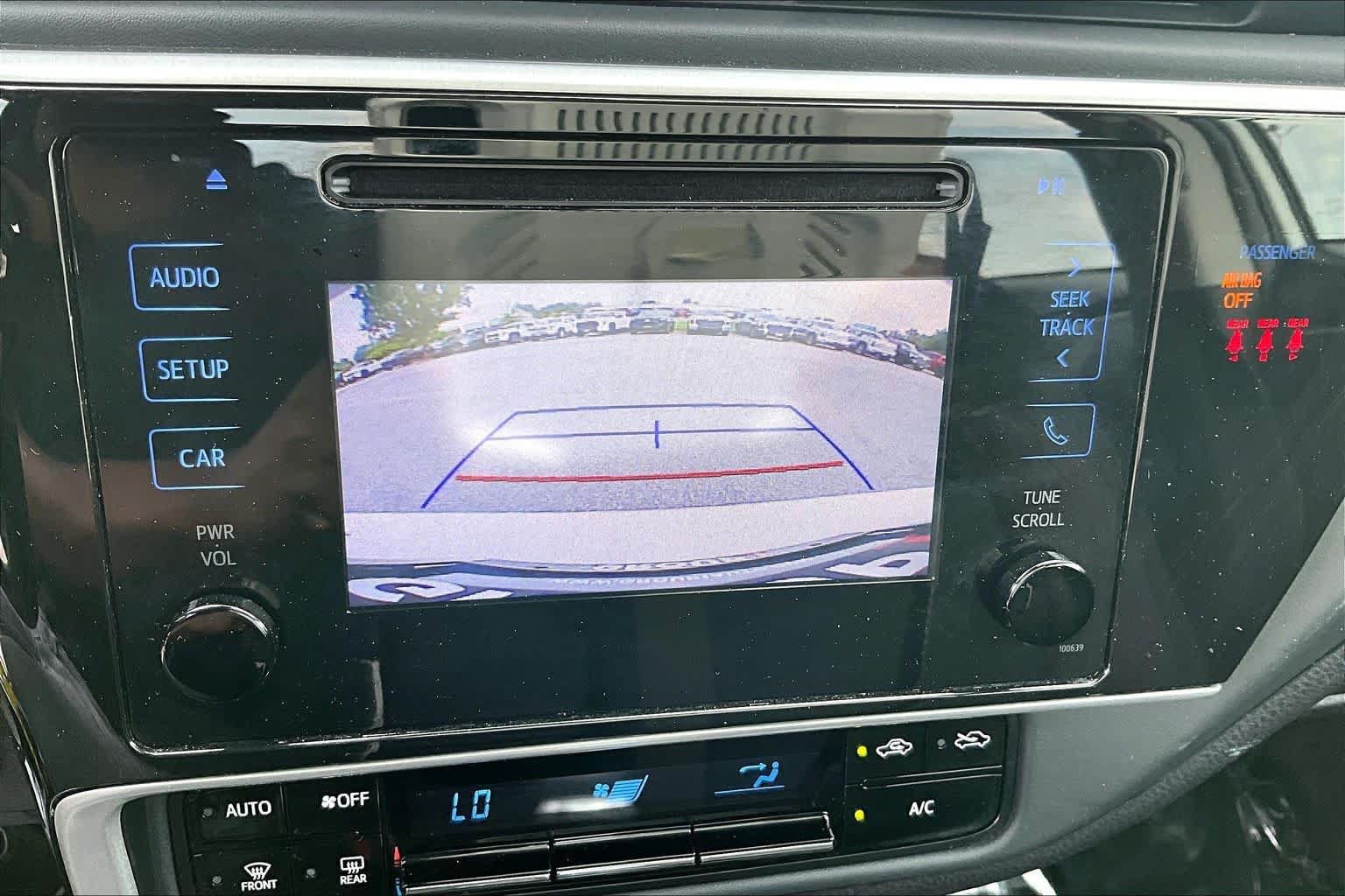 Used 2018 Toyota Corolla LE FWD image 26