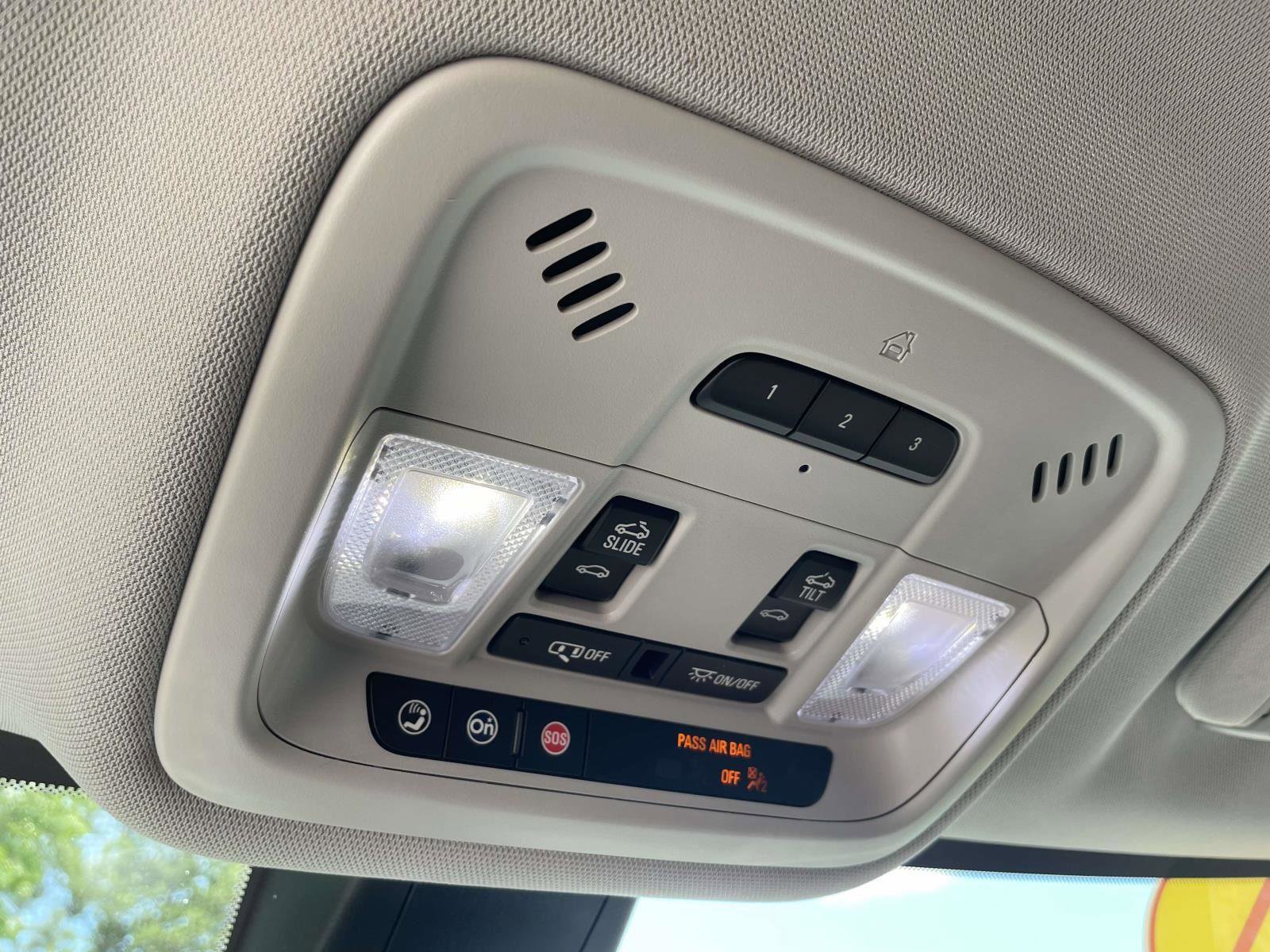 Used 2021 Chevrolet Traverse High Country w/ LPO, Floor Liner Package FWD image 17