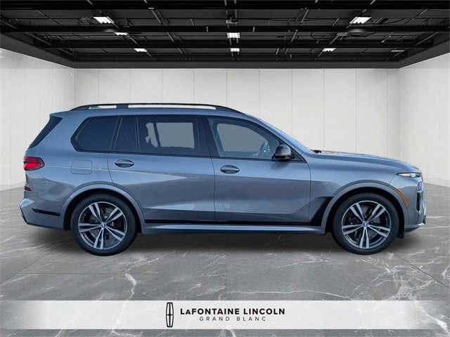 Used 2025 BMW X7 M60i w/ Climate Comfort Package image 6