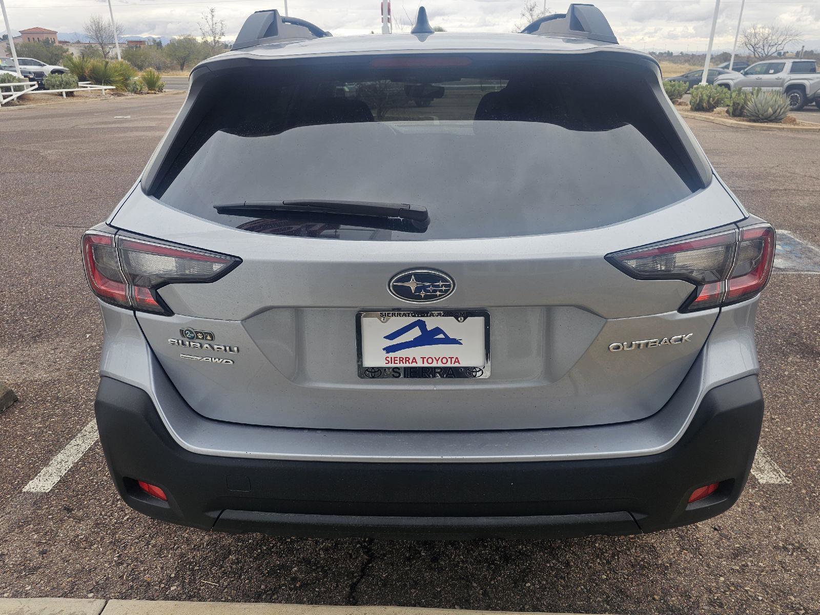 Used 2024 Subaru Outback Premium image 4