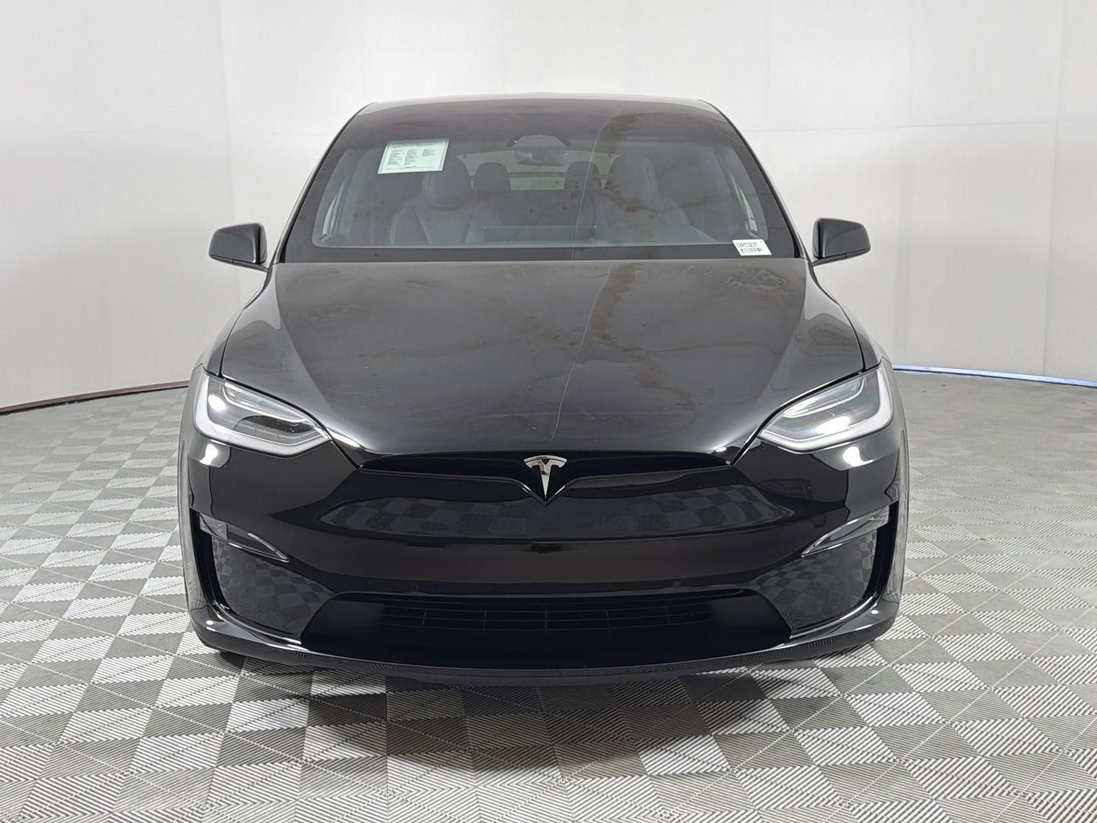 Used 2022 Tesla Model X Plaid image 8