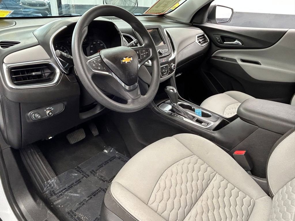 Used 2019 Chevrolet Equinox LS w/ LPO, Floor Liner Package FWD image 13