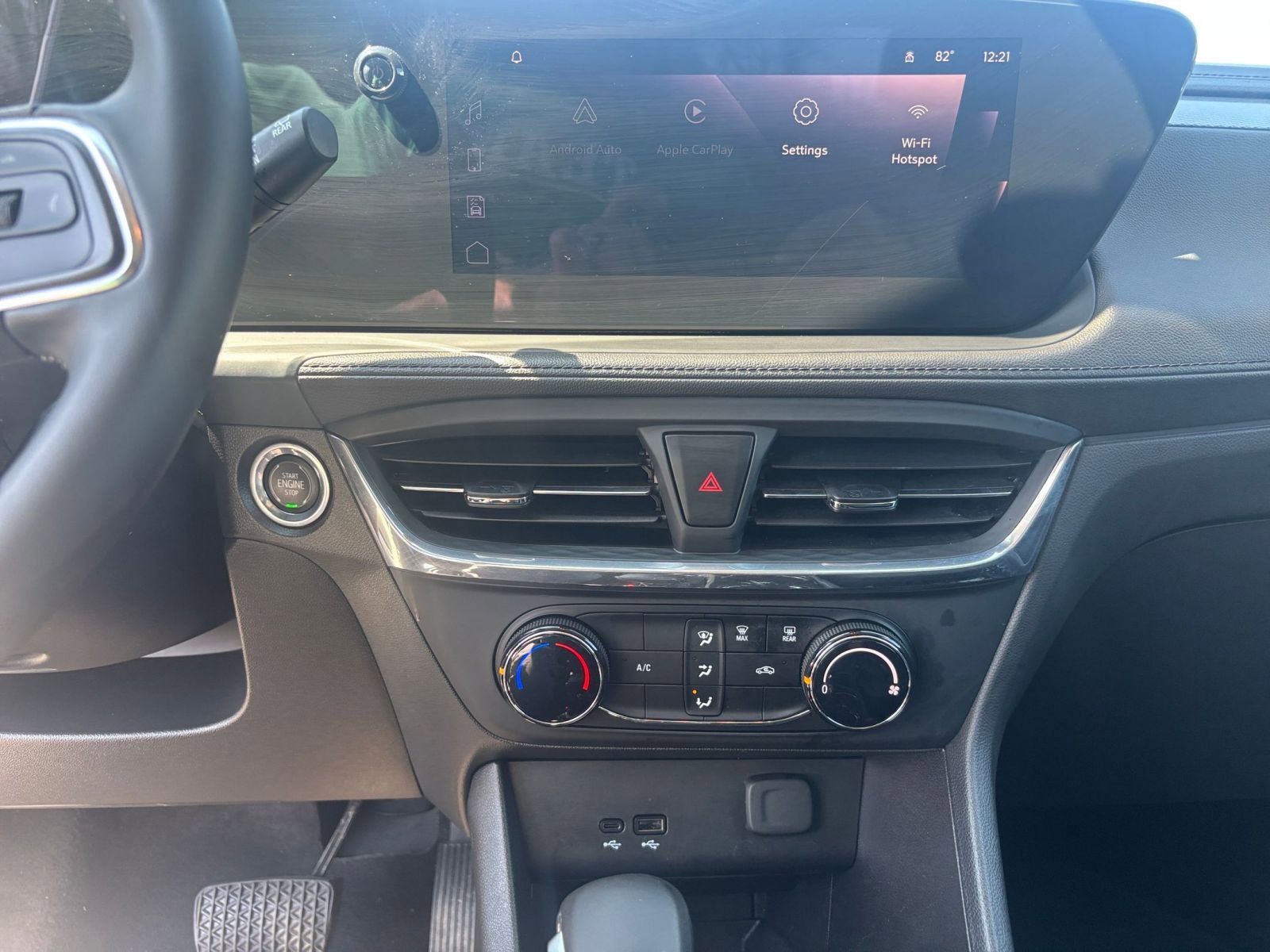 Used 2025 Buick Encore GX Preferred image 17