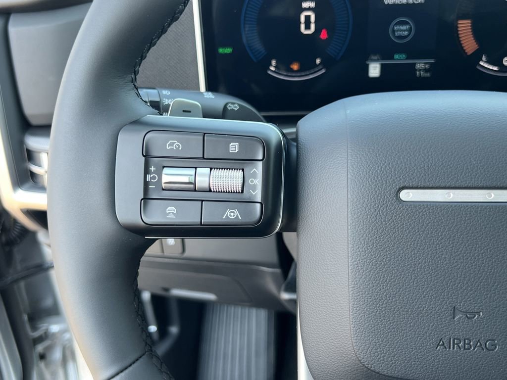 New 2026 Hyundai Santa Fe SE image 13