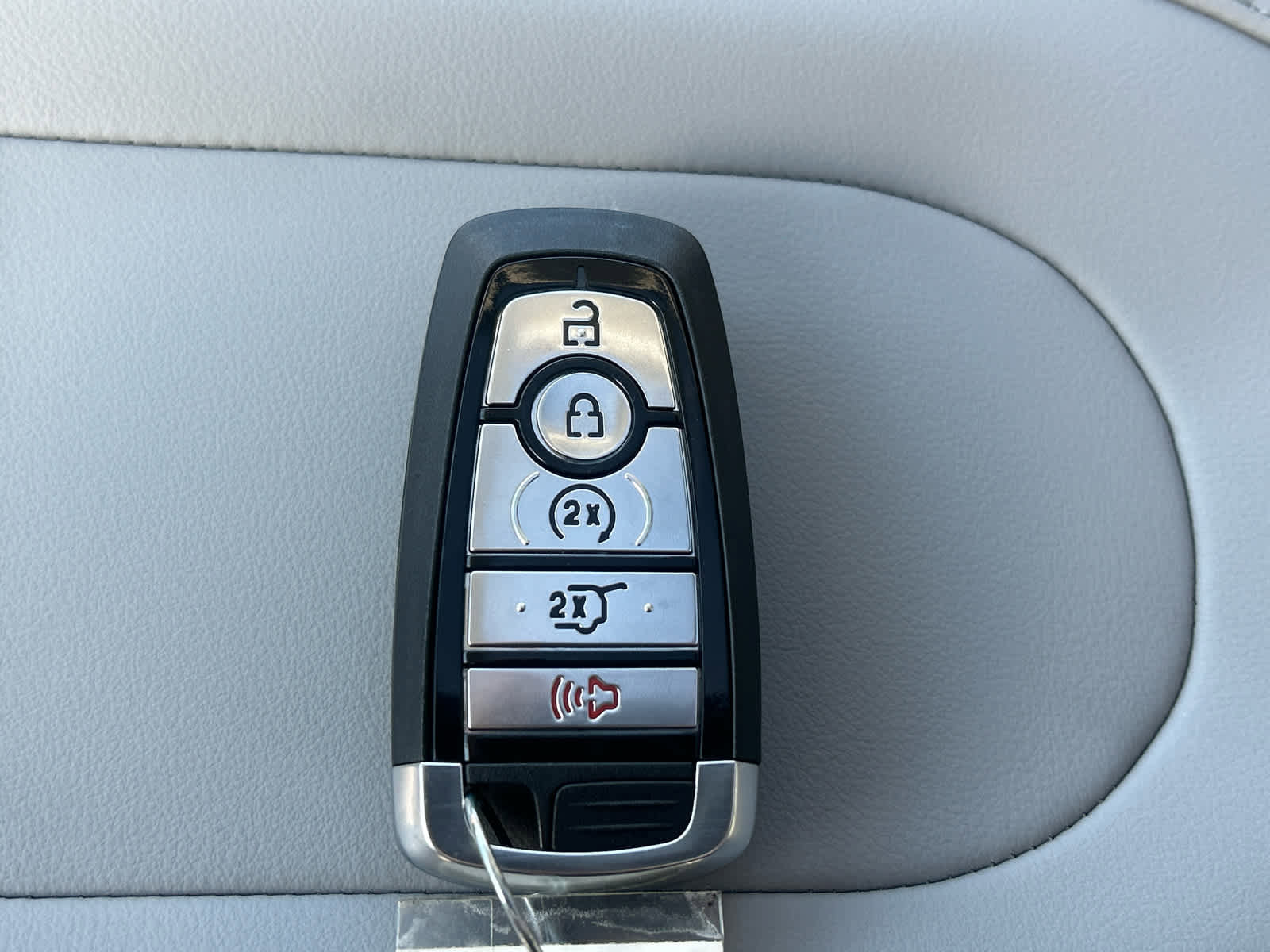 New 2026 Ford Expedition Active image 51