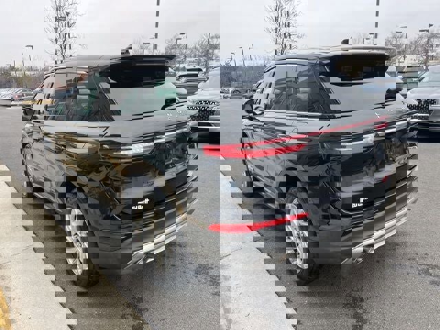 Used 2023 Lincoln Corsair Standard image 6