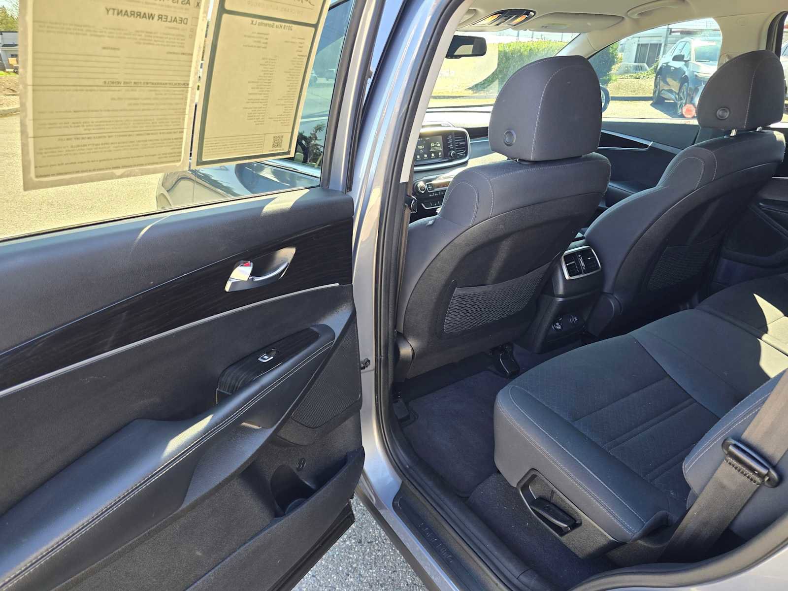 Used 2019 Kia Sorento LX w/ Option Group 020 image 15