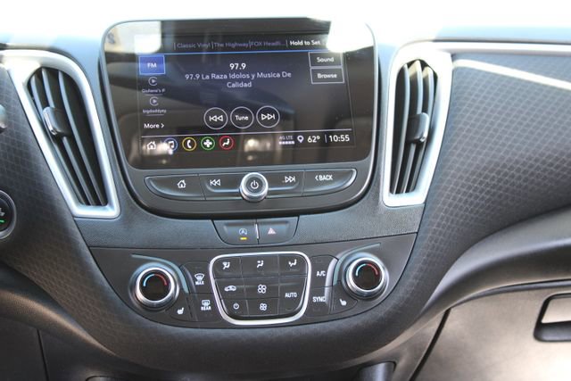 Used 2024 Chevrolet Malibu LT FWD image 14