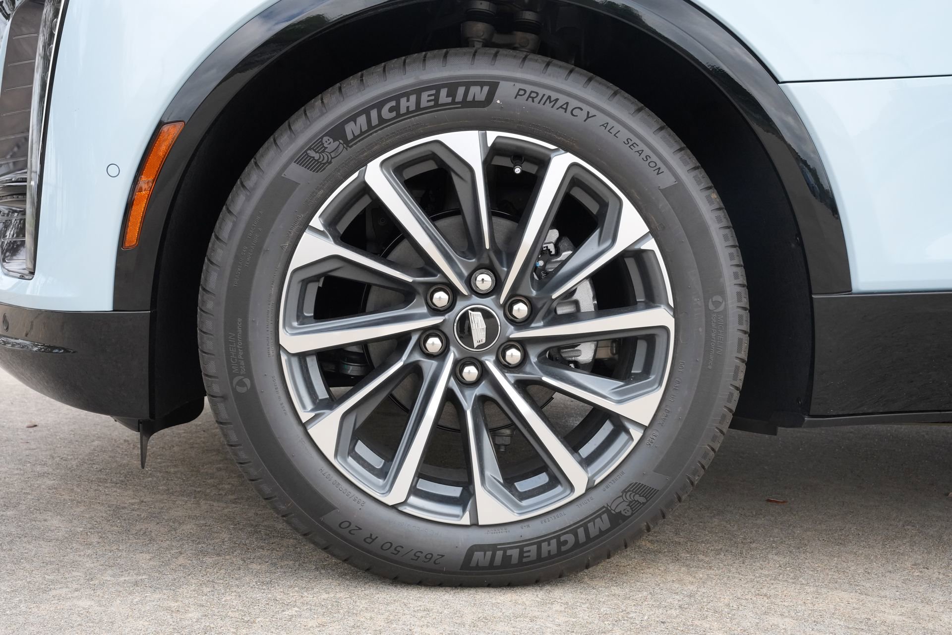 New 2026 Cadillac Lyriq Sport image 31