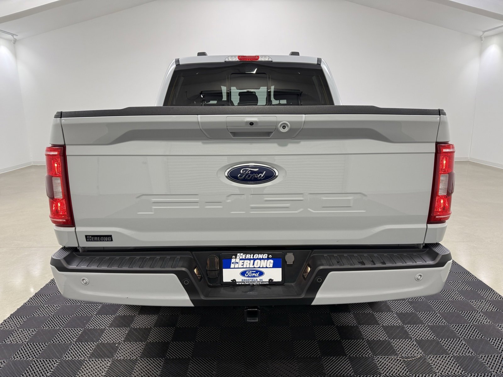 Used 2023 Ford F150 XLT w/ Equipment Group 302A High image 6