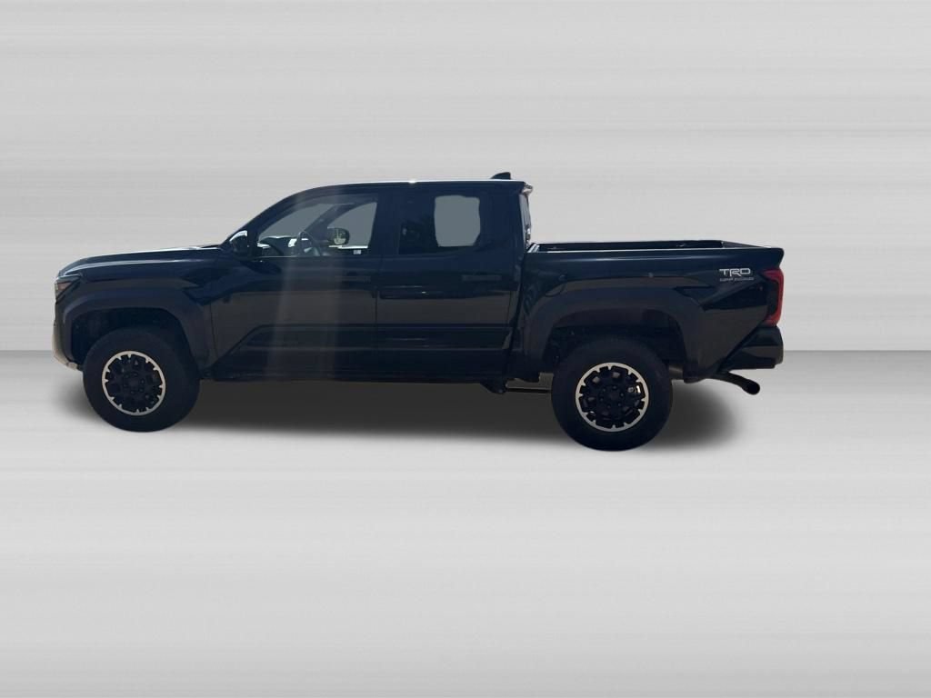 Used 2024 Toyota Tacoma TRD Off-Road AWD/4WD image 8