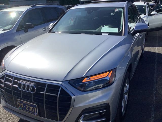 Used 2021 Audi Q5 2.0T Premium Plus w/ Premium Plus Package AWD/4WD image 1
