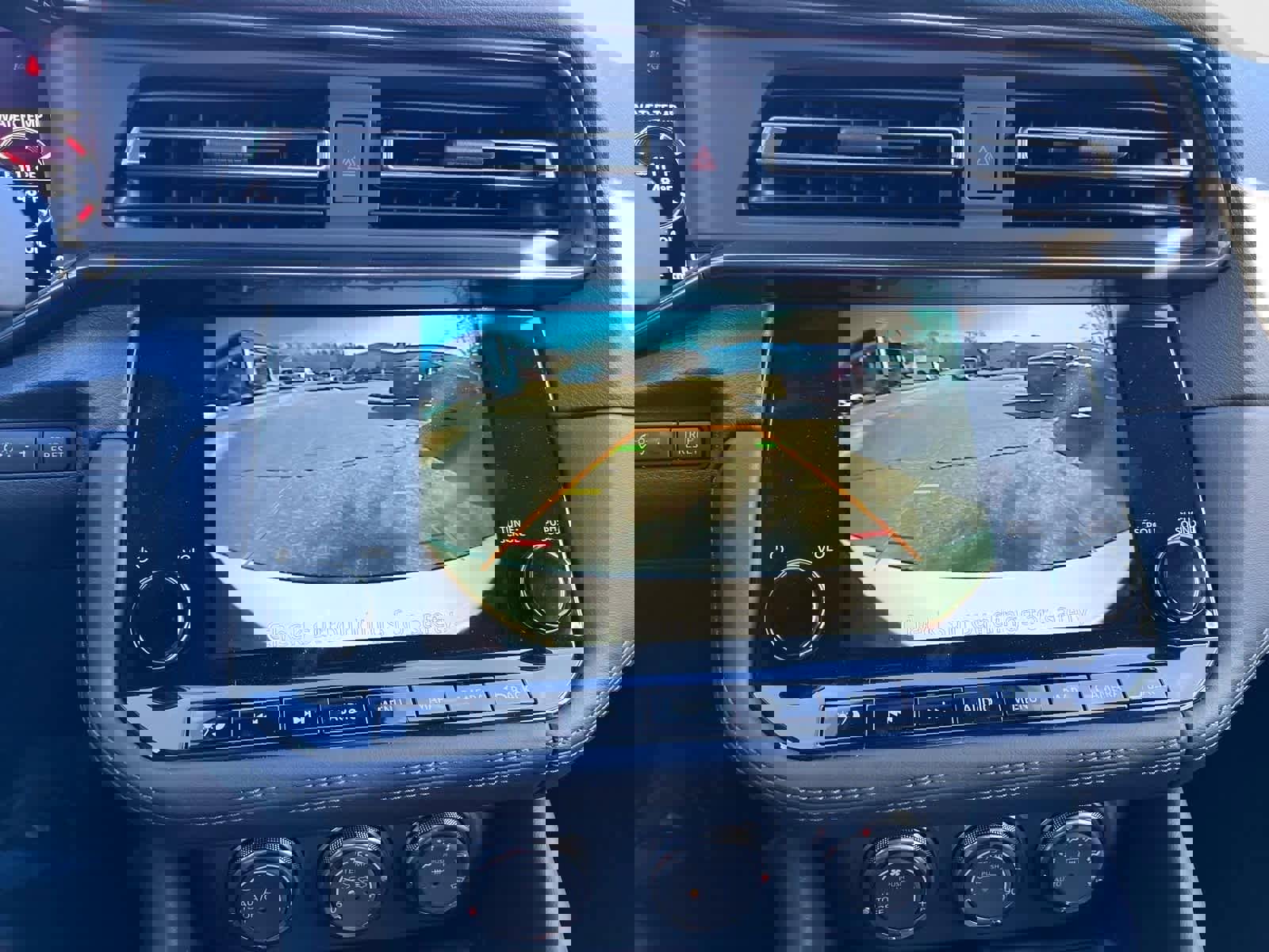 Certified 2024 Nissan Z NISMO w/ Floor Mat Package RWD image 18