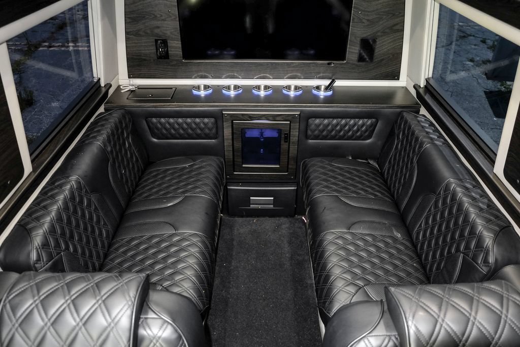 Used 2025 Mercedes-Benz Sprinter 3500 image 28