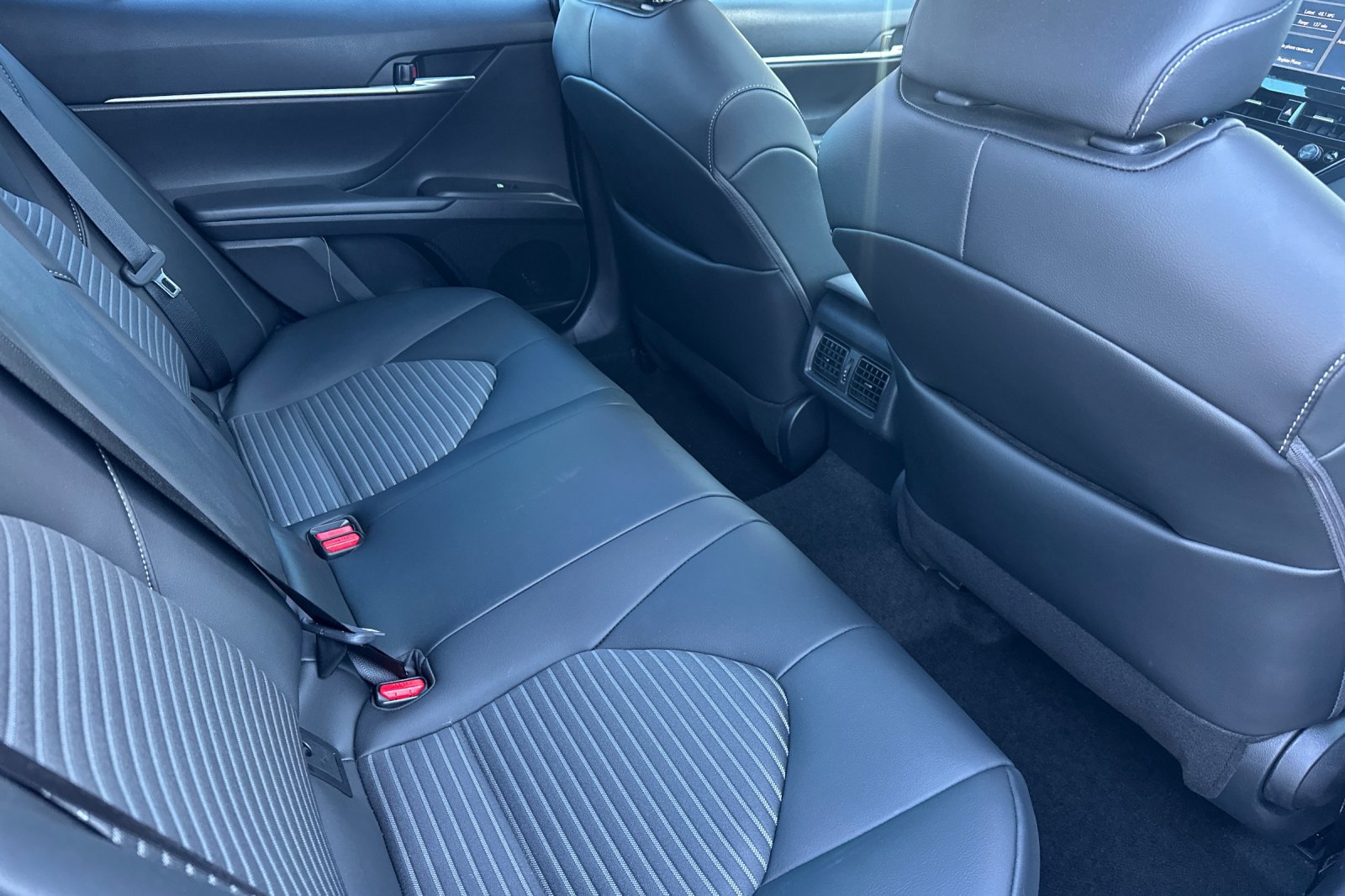 New 2023 Toyota Camry SE w/ Audio Upgrade Package FWD image 17