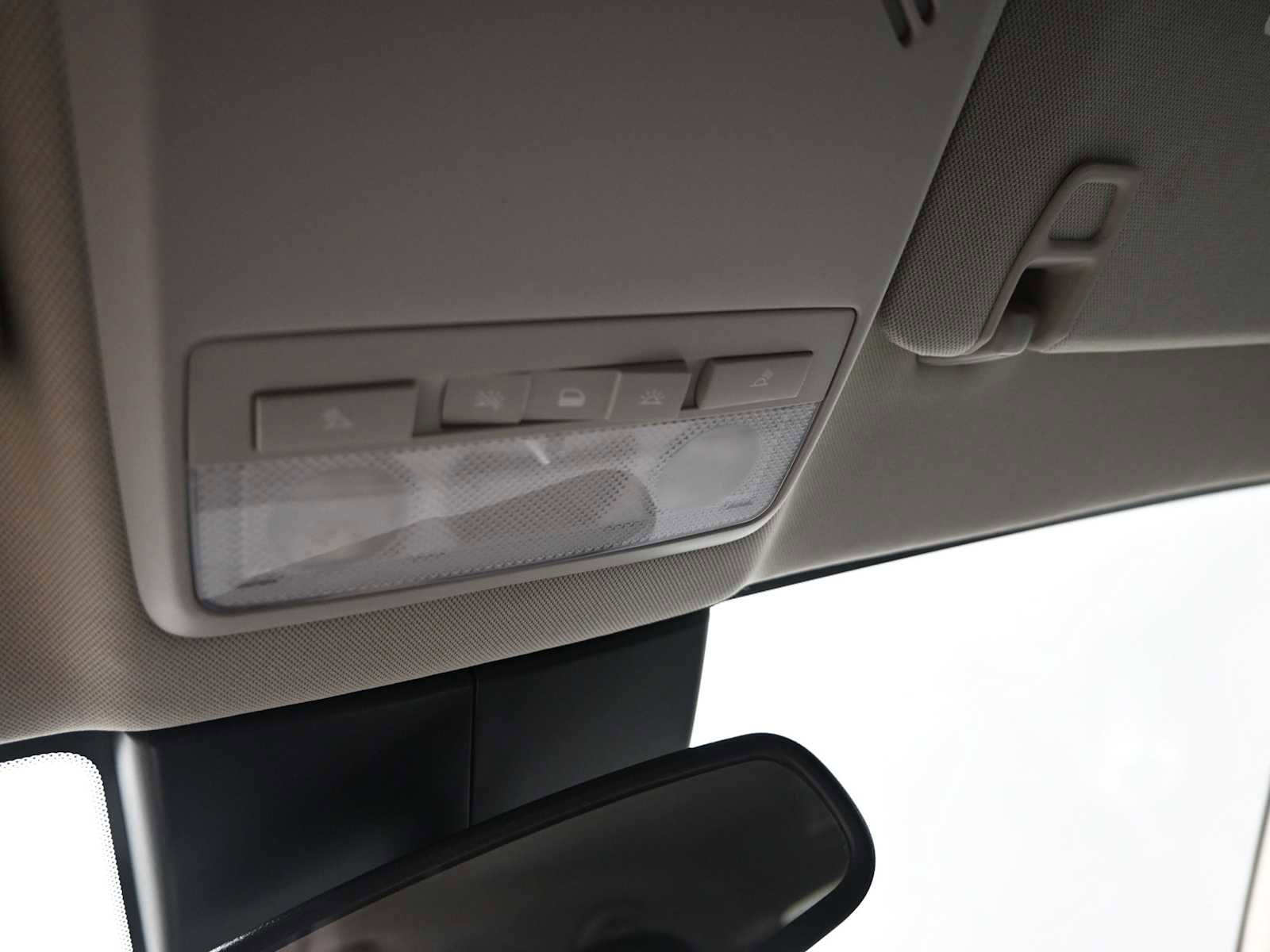 Used 2022 Buick Encore Preferred w/ Safety Package AWD/4WD image 22