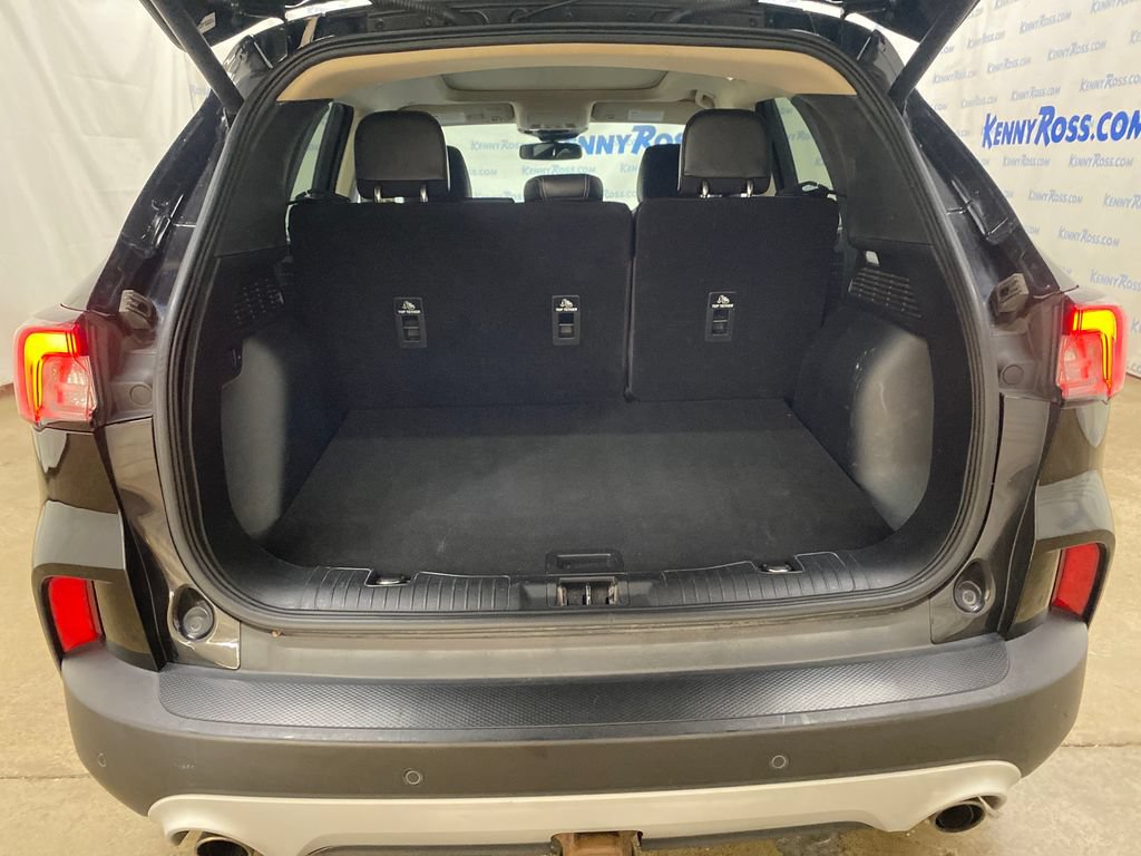 Used 2020 Ford Escape Titanium AWD/4WD image 15