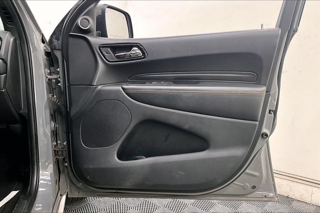 Used 2022 Dodge Durango R/T w/ Quick Order Package 22F AWD/4WD image 25