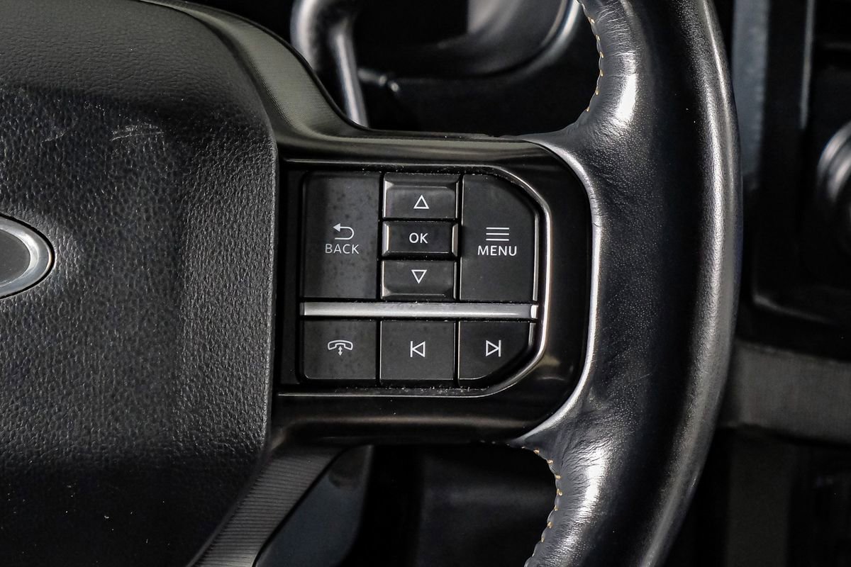 Used 2023 Ford F350 Platinum AWD/4WD image 18
