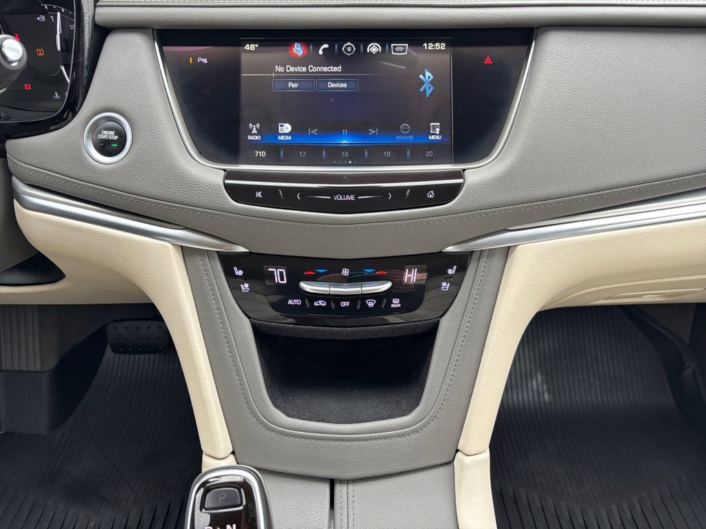 Used 2019 Cadillac XT5 Premium Luxury w/ LPO, Black Ice Package image 12
