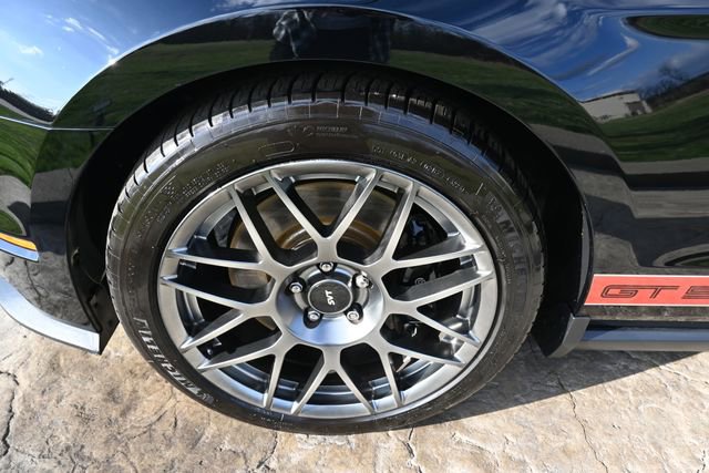 Used 2011 Ford Mustang Shelby GT500 w/ SVT Performance Pkg image 10