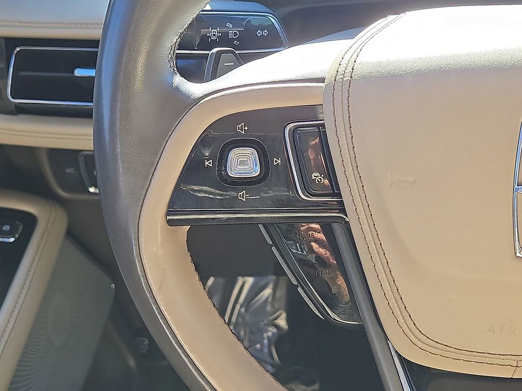 Used 2020 Lincoln Aviator Reserve w/ Equipment Group 202A image 19