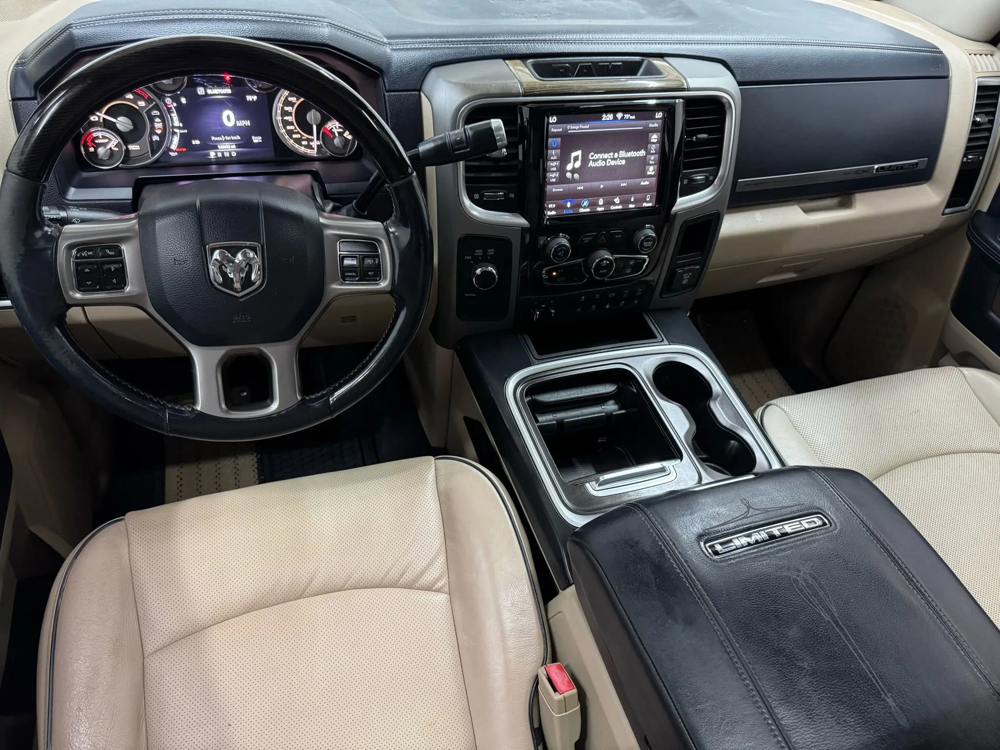 Used 2018 RAM 3500 Laramie Longhorn AWD/4WD image 14
