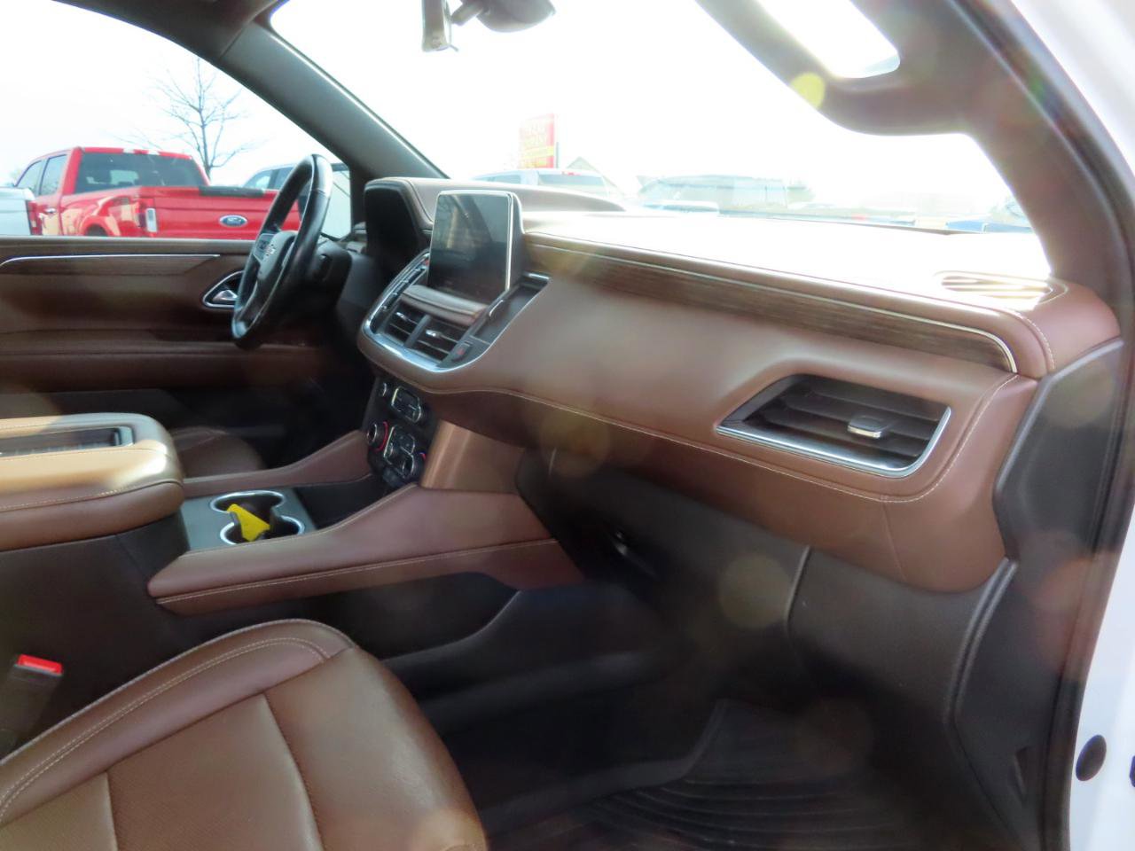 Used 2021 Chevrolet Tahoe High Country w/ Premium Package image 57