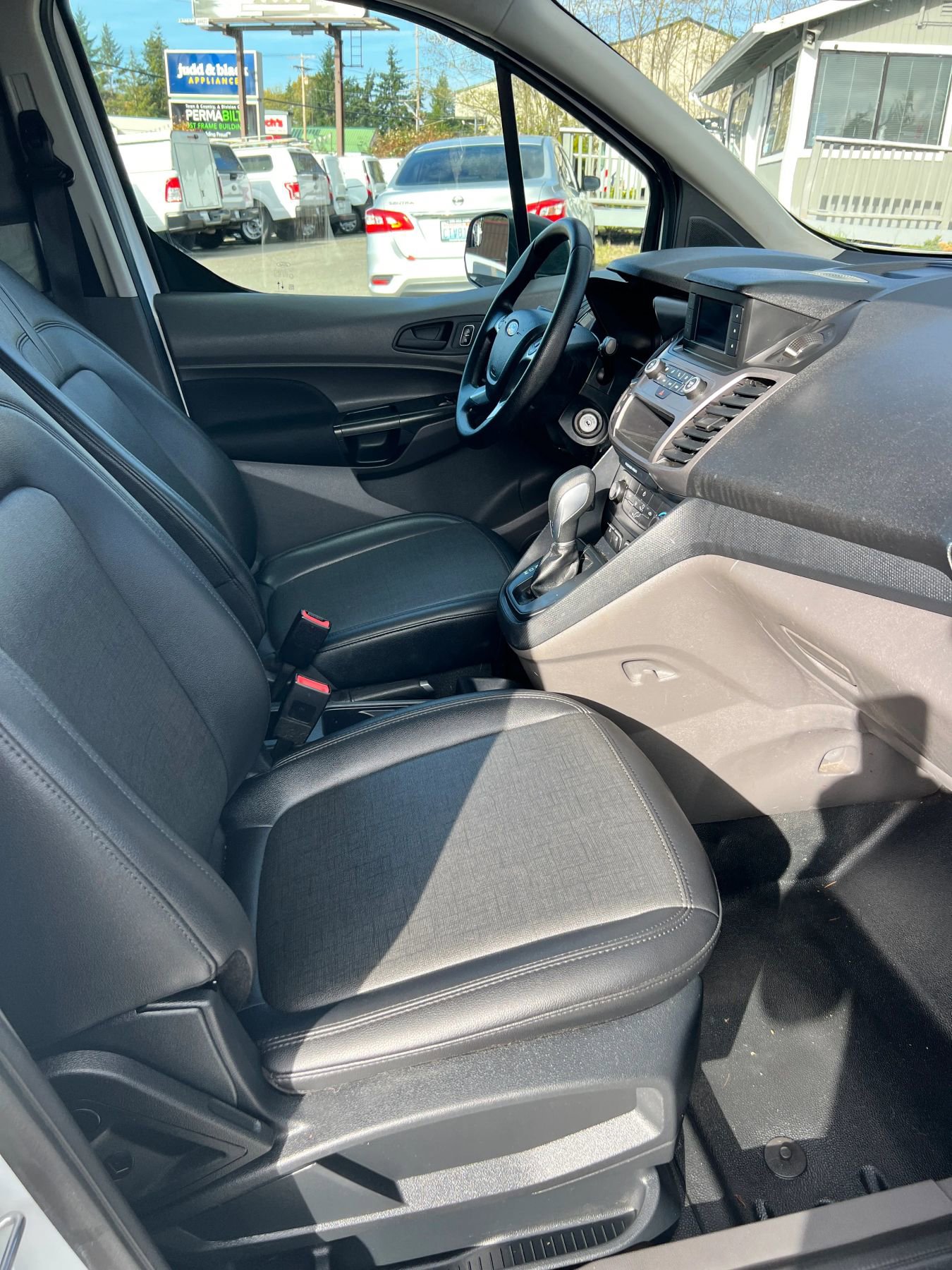 Used 2022 Ford Transit Connect XL image 15