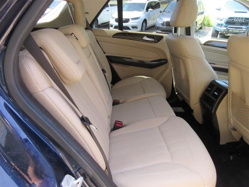 Used 2017 Mercedes-Benz GLE 350 4MATIC w/ Premium 1 Package image 33