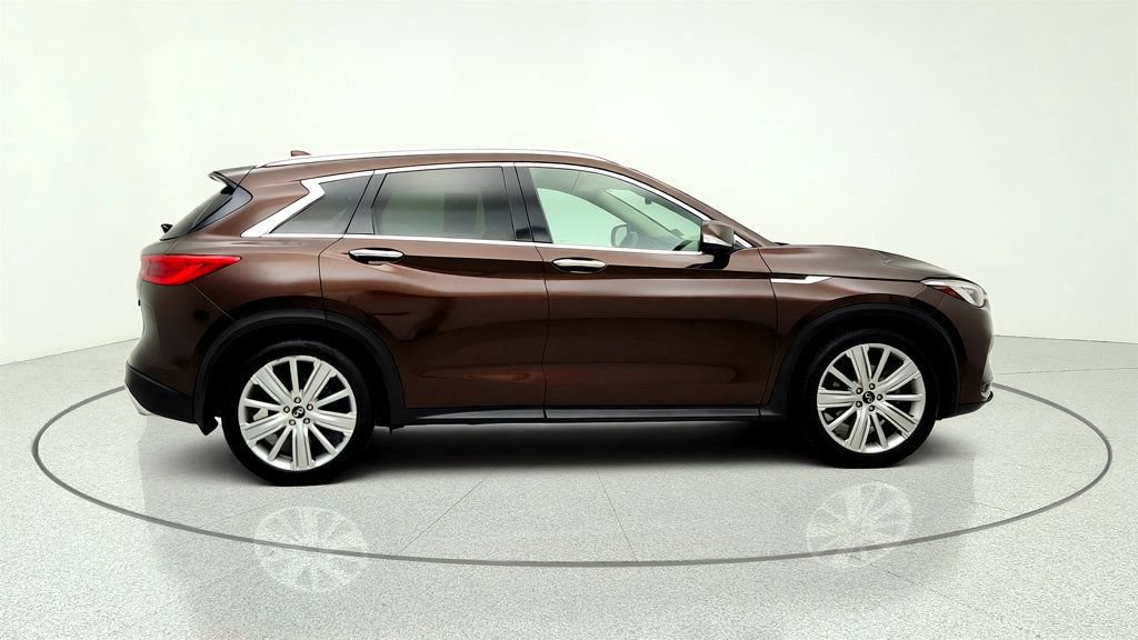 Used 2020 INFINITI QX50 Sensory w/ Proactive Package AWD/4WD image 4
