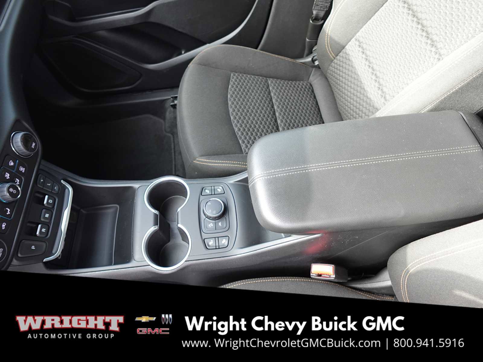 Used 2020 GMC Terrain SLE w/ Driver Convenience Package image 23