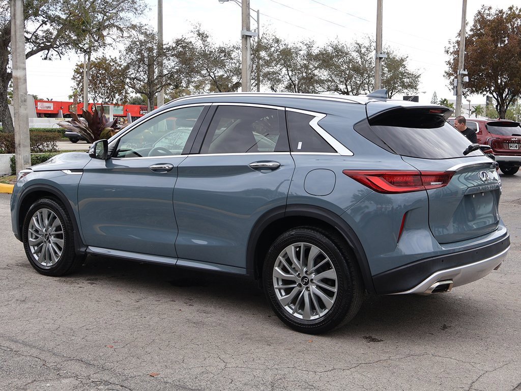 Used 2023 INFINITI QX50 Luxe image 7