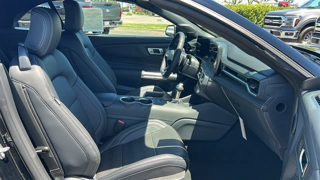 New 2026 Ford Mustang GT Premium w/ GT Performance Package RWD image 11