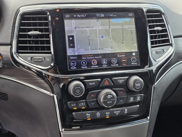 Used 2019 Jeep Grand Cherokee Limited w/ Trailer Tow Group IV AWD/4WD image 10