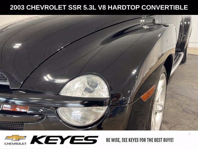 Used 2003 Chevrolet SSR w/ Preferred Equipment Group RWD image 14
