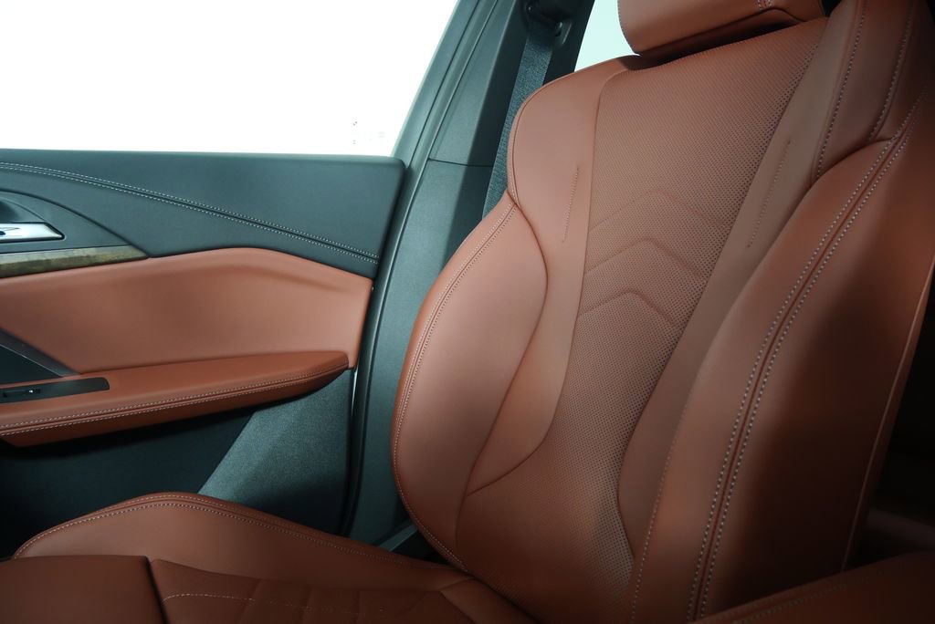 Used 2026 BMW X1 xDrive28i w/ Technology Package image 24