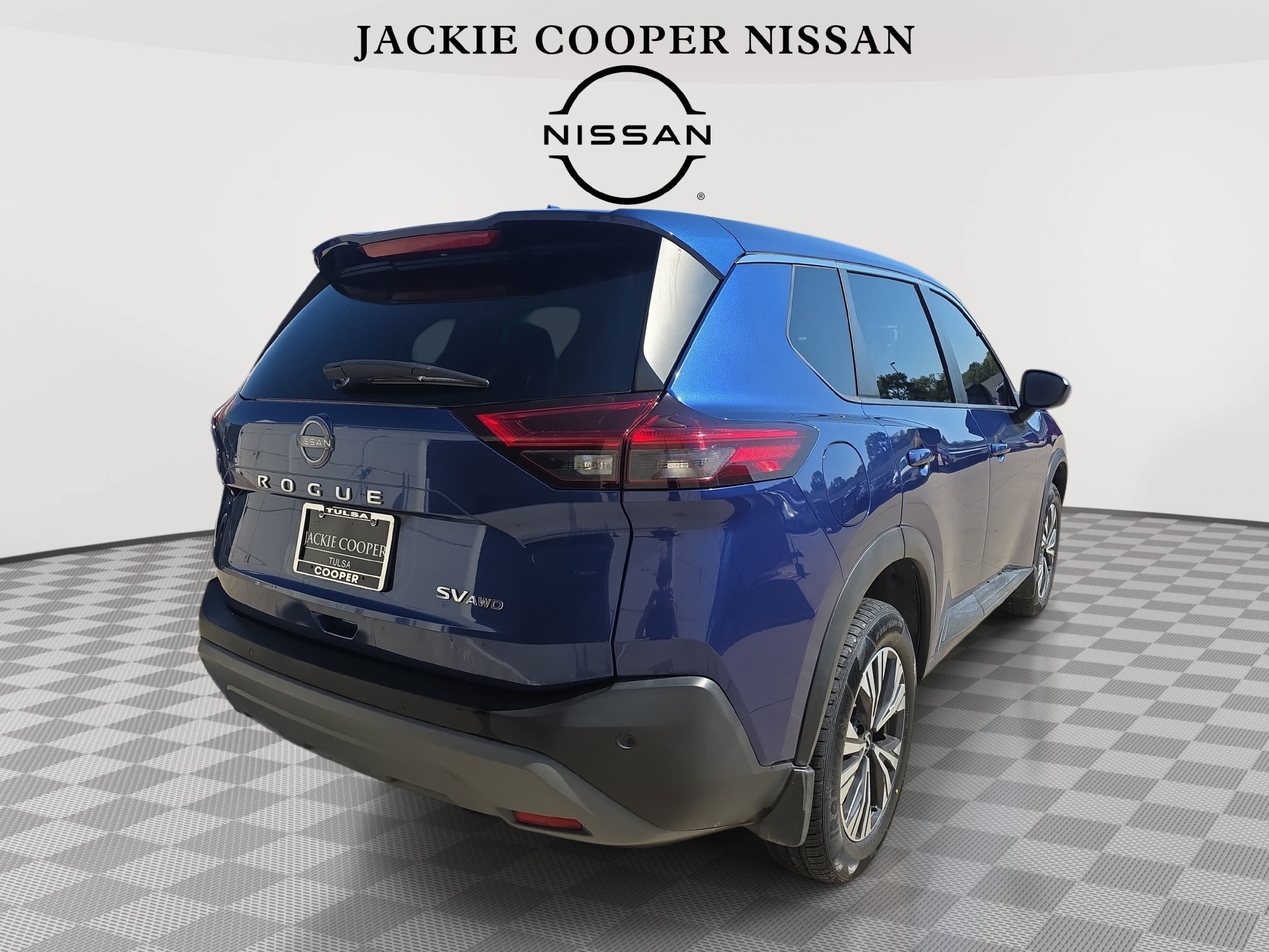 Used 2023 Nissan Rogue SV AWD/4WD image 5