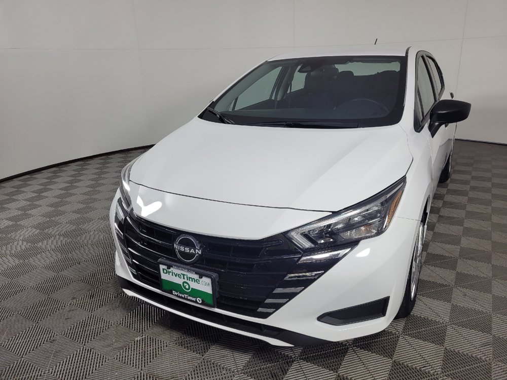 Used 2025 Nissan Versa S w/ Trunk Package FWD image 15