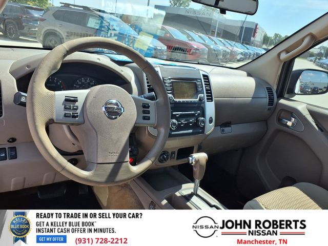 Used 2015 Nissan Frontier SV AWD/4WD image 4