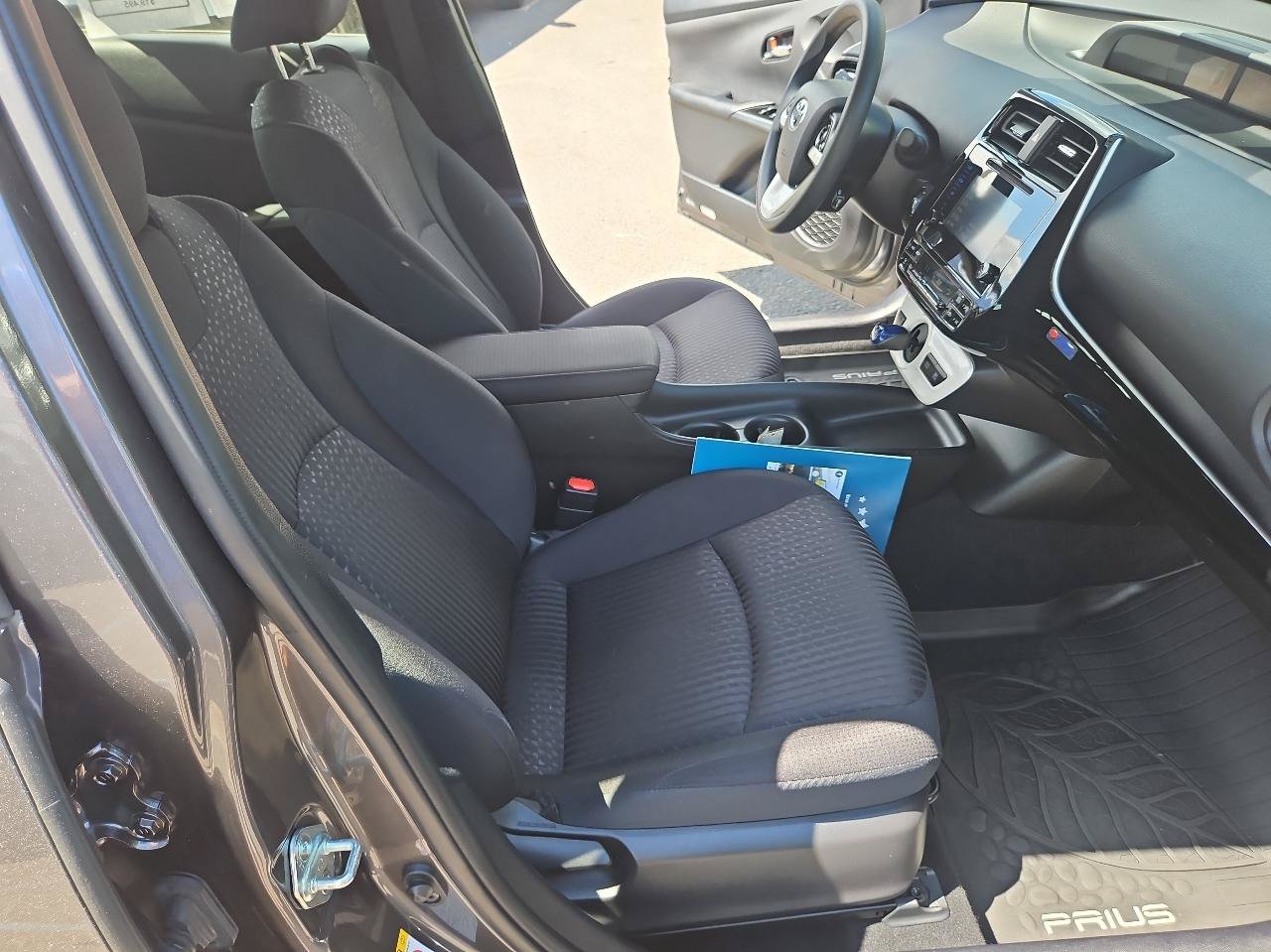 Used 2018 Toyota Prius Two w/ Prius Two Safety Plus Package FWD image 15