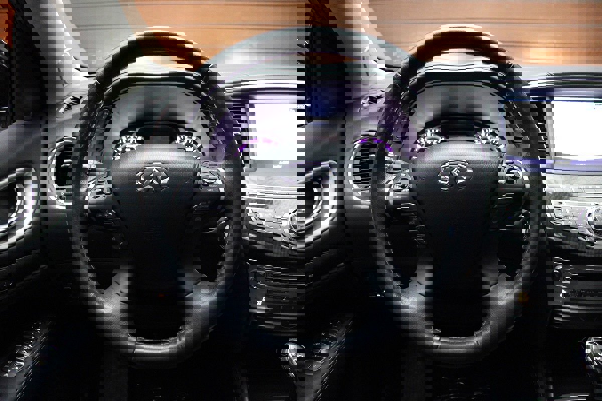 Used 2018 INFINITI QX60 FWD w/ Premium Plus Package image 27