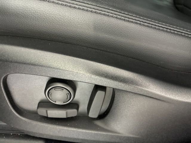 Used 2024 Land Rover Defender 110 S image 19