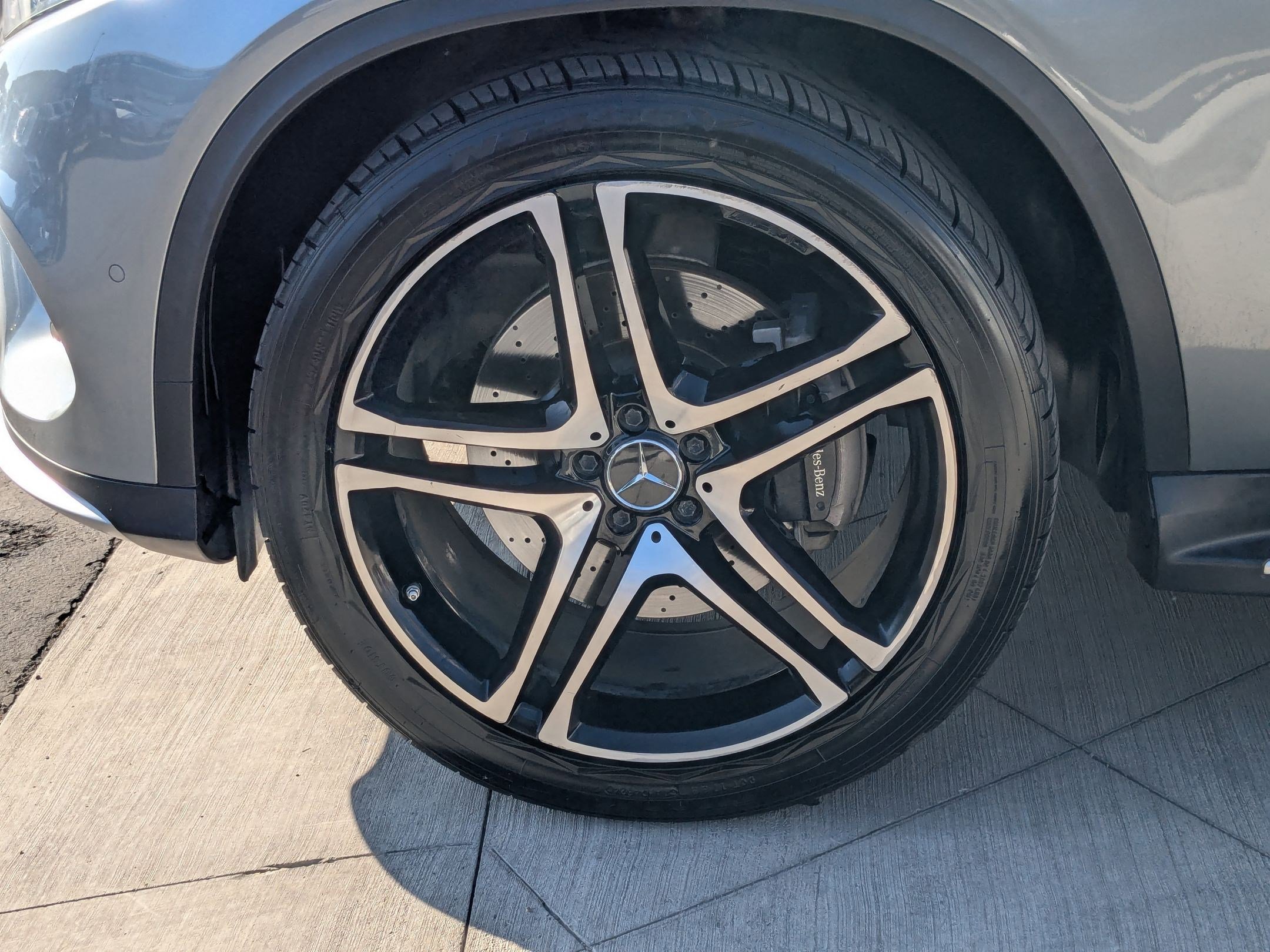 Used 2017 Mercedes-Benz GLE 43 AMG 4MATIC Coupe w/ Premium 3 Package image 12