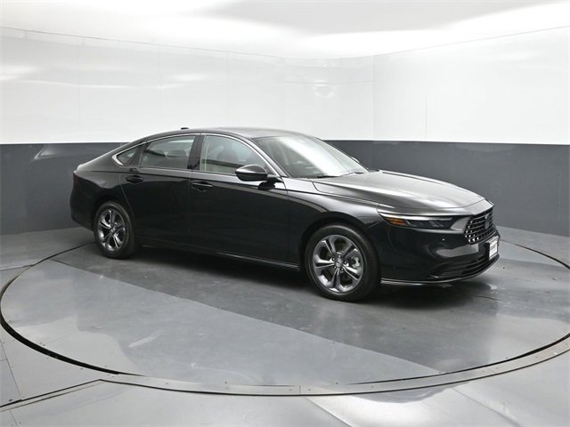 Used 2025 Honda Accord EX-L image 17