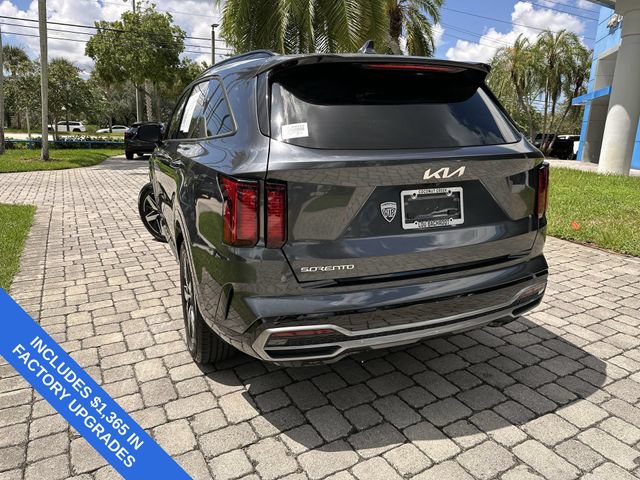 Used 2023 Kia Sorento EX w/ Panoramic Sunroof Package FWD image 12